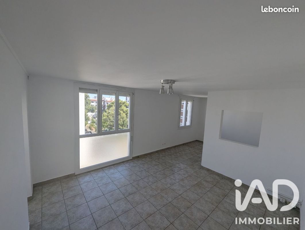 Appartement 3 pièces 69 m² · à Perpignan · 69 m² · 115 000 €