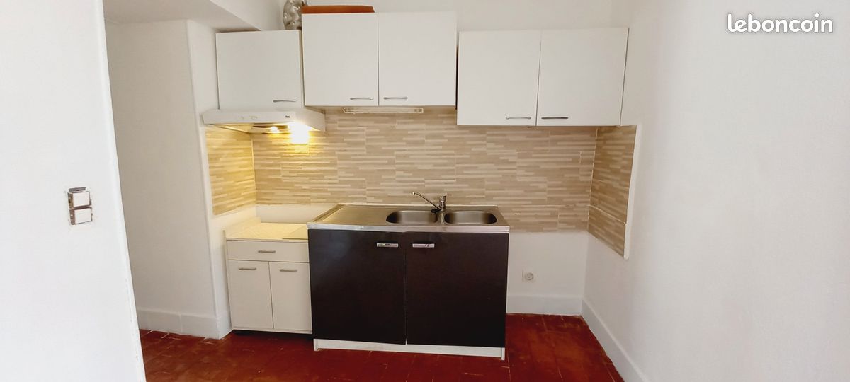 Appartement 3 pièces 54 m² · à Apt · 54 m² · 530 €/mois