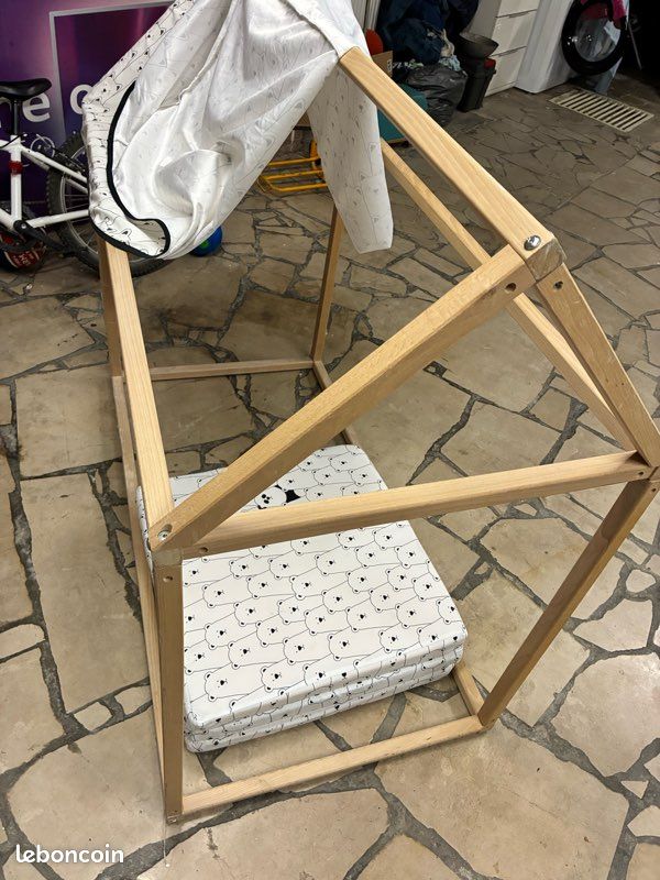 Vends maison cabane avec matelas (image 4)
