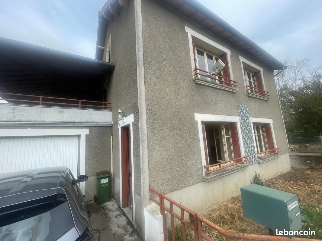 Maison 4 pièces 103 m² · à Fertrève · 103 m² · 80 000 €