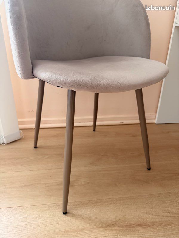 Six Chaises fauteuils nettoyable facilement (image 3)