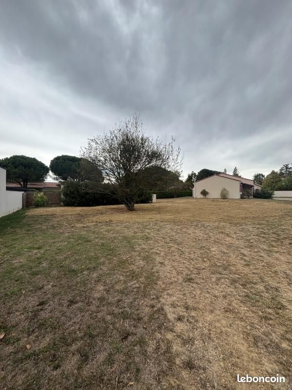 Maison 5 pièces 115 m² · à Saint-Loup-Cammas · 115 m² · 421 400 €