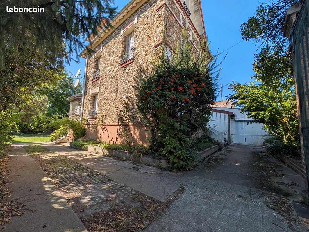 Maison a louer houilles - 6 pièce(s) - 159 m2 - Surfyn