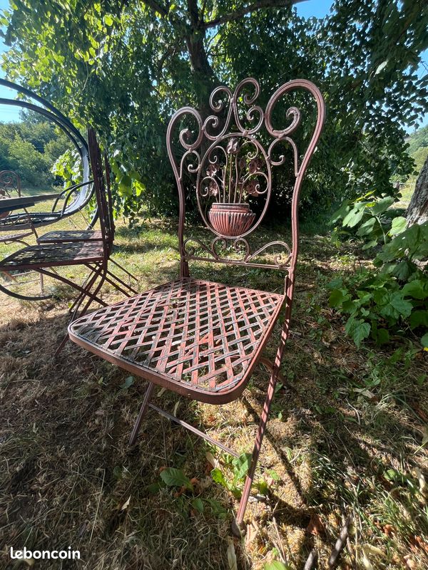 Chaises en métal pliante (image 1)
