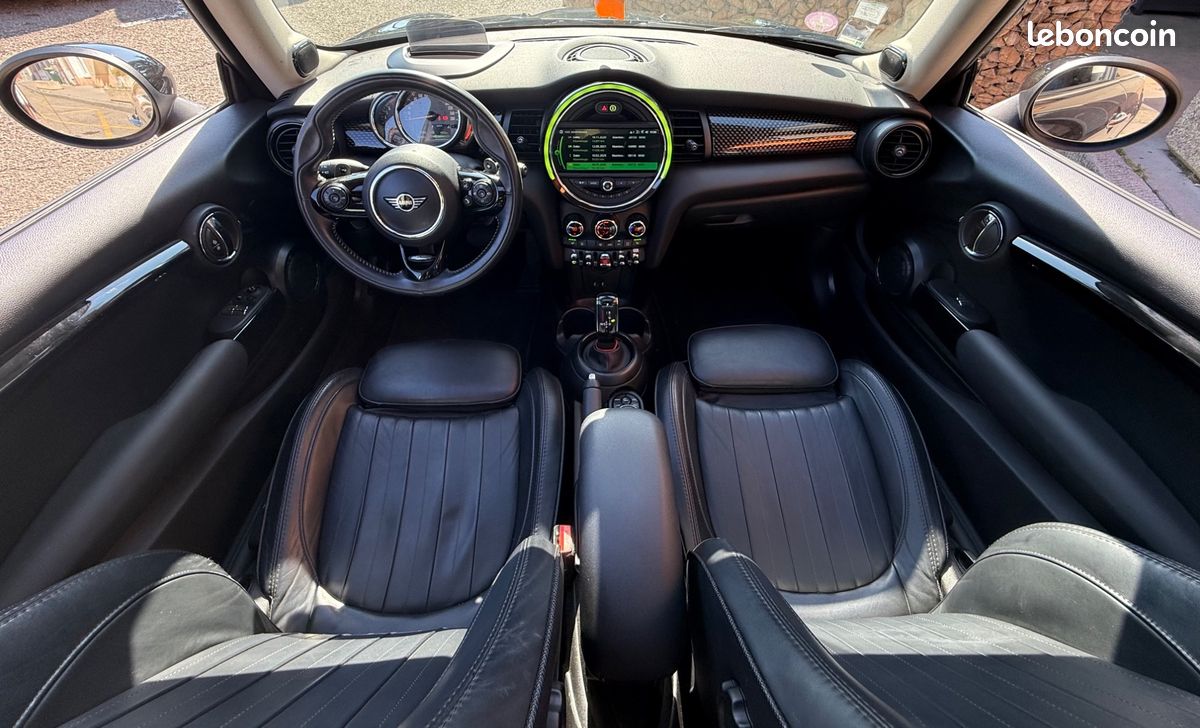 MINI MINI 2.0 192 COOPER S BVA EDITION YOURS- CAR PLAY- HARMAN/KARDON- CUIR- TOIT OUVRANT- GARANTIe (image 3)