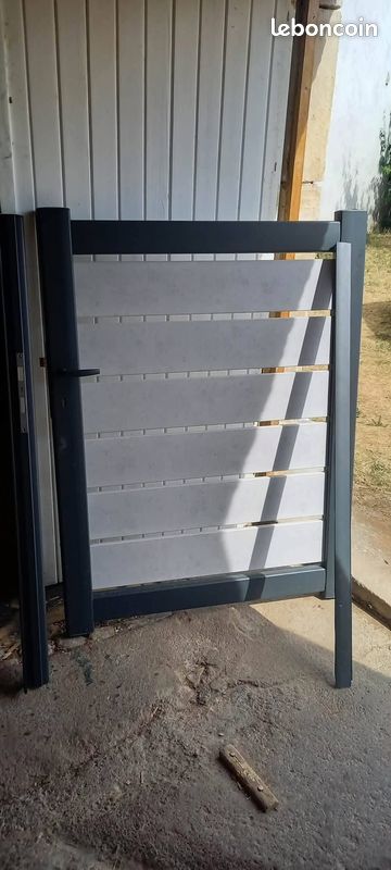 Portillon aluminium (image 1)