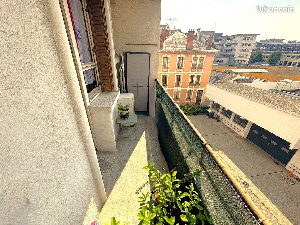 Studio 1 pièce 26 m² (image 1)