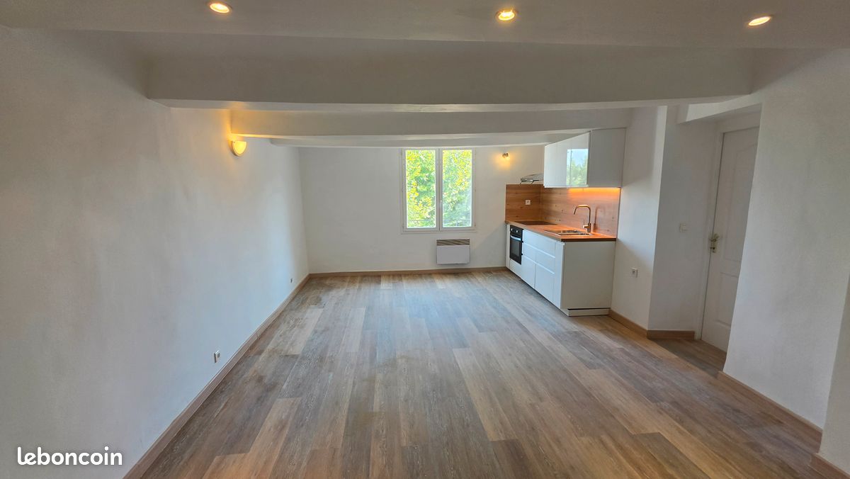 Appartement 2 pièces 45 m² · à Rians · 45 m² · 99 000 €