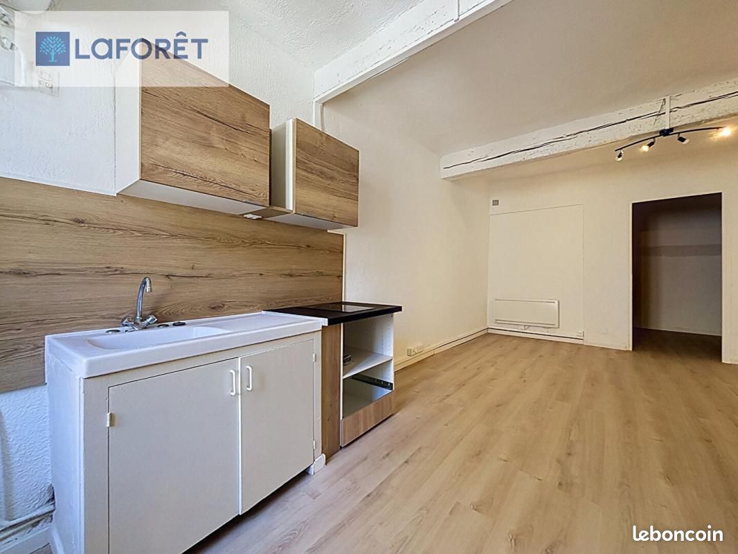 Appartement 1 pièce 30 m² · à Ollioules · 30 m² · 447 €/mois
