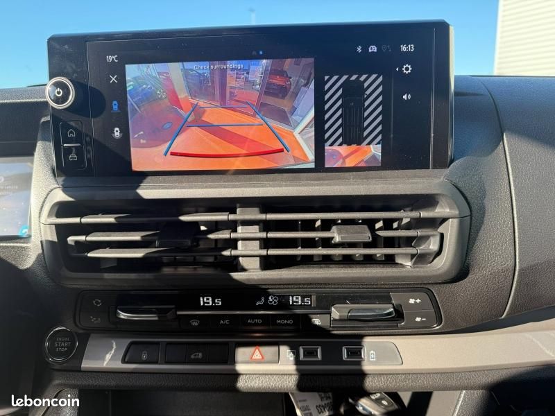 Toyota PROACE Long 2.0 D-4D 180 Start Pack Confort BVA MC24 (image 6)