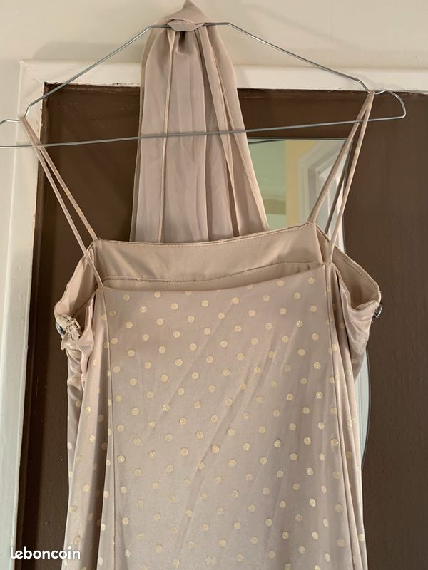 Robe satinée (image 2)