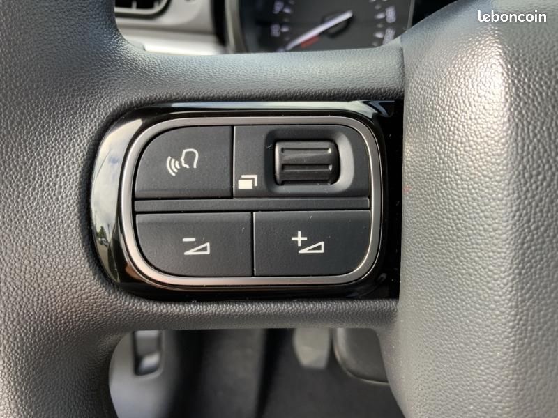 Citroen C3 1.2 PureTech 83ch S&S Live 120g (image 11)