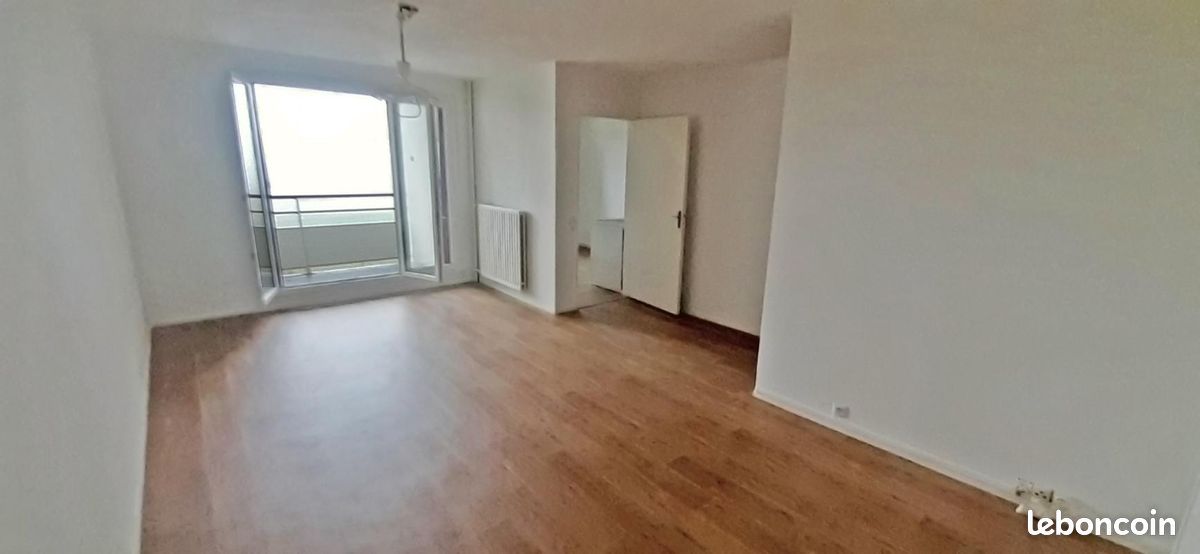 Appartement 4 pièces 88 m² · à La Mure · 88 m² · 635 €/mois