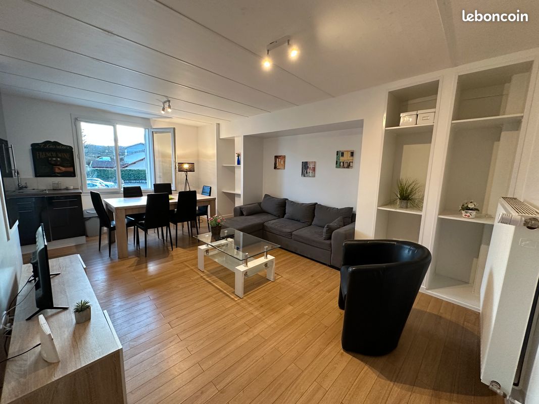 Appartement 2 pièces 43 m² · à Reignier-Ésery · 43,2 m² · 1 000 €