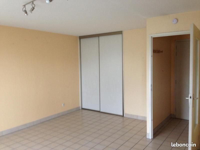 Appartement 1 pièce 33 m² · à Grenoble · 33 m² · 503 €/mois