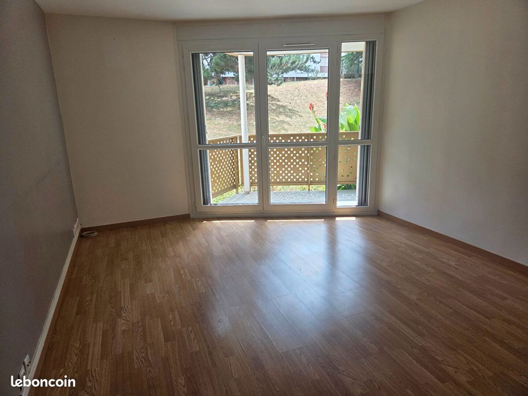 Appartement 3 pièces 60 m² · à Longjumeau · 60 m² · 990 €