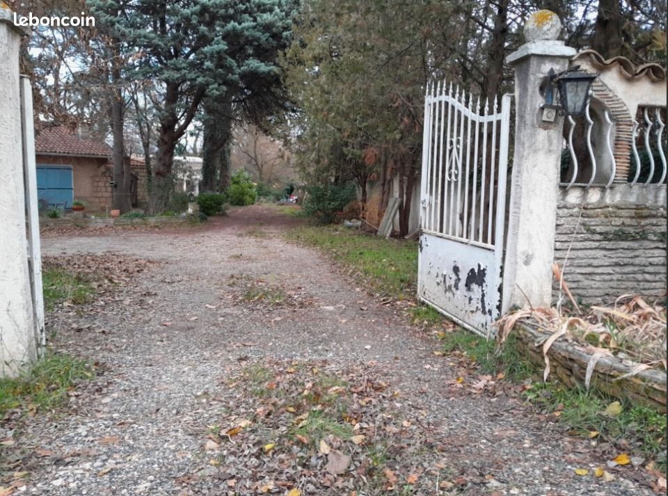 Terrain 692 m² Fuveau · 199 000 €