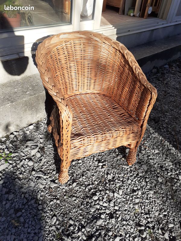 Fauteuils rotin et chaises enfant (image 2)