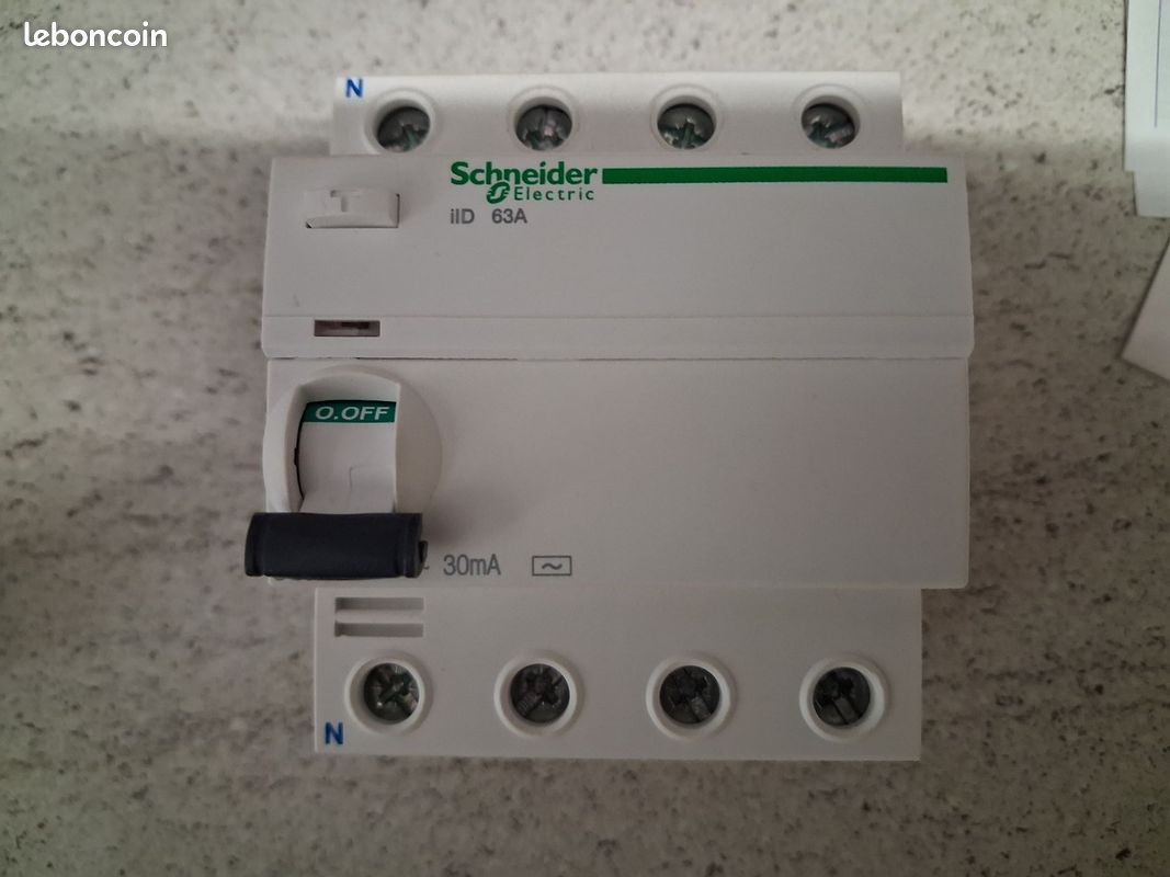 Schneider Interrupteur différentiel Acti9 ID. NEUF (image 1)