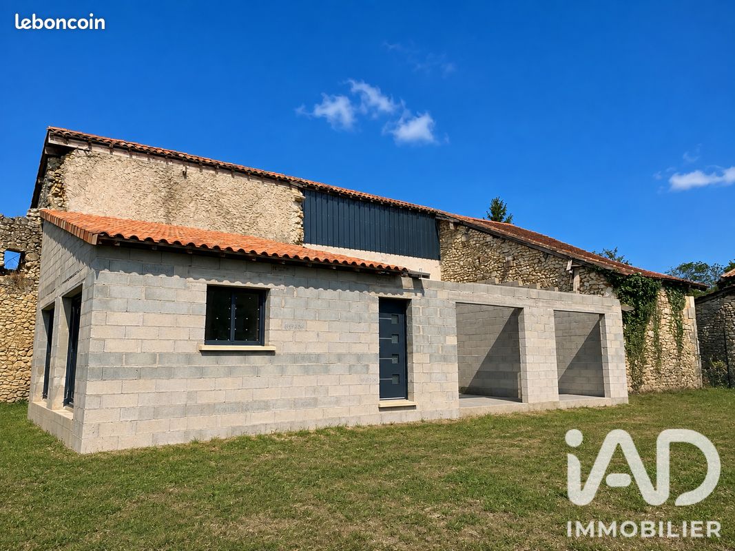 Maison 3 pièces 100 m² · à Brantôme en Périgord · 100 m² · 66 000 €
