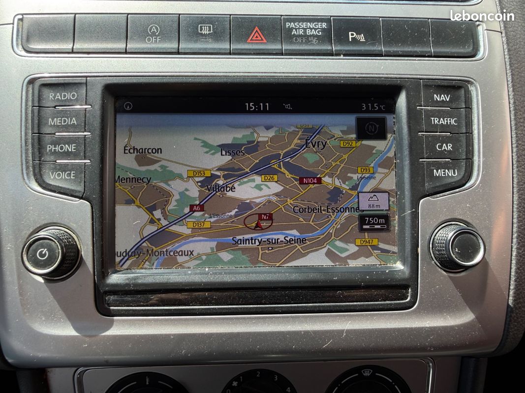 Volkswagen polo cross 1.4 tdi 90ch bluemotion technology apple carplay (image 9)