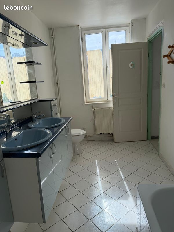 Maison 4 pièces 120 m² · à Roubaix · 120 m² · 1 200 €/mois
