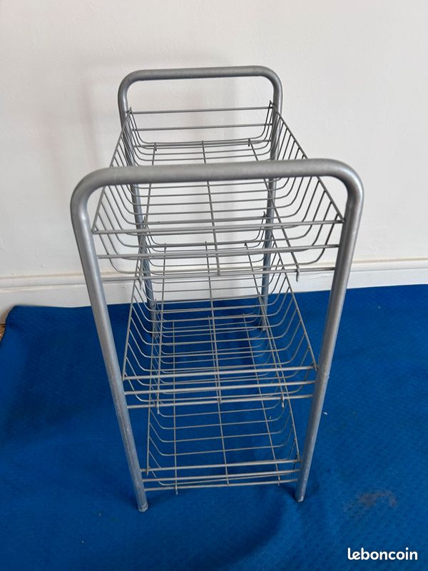 Meuble casier étagères métallique (image 2)