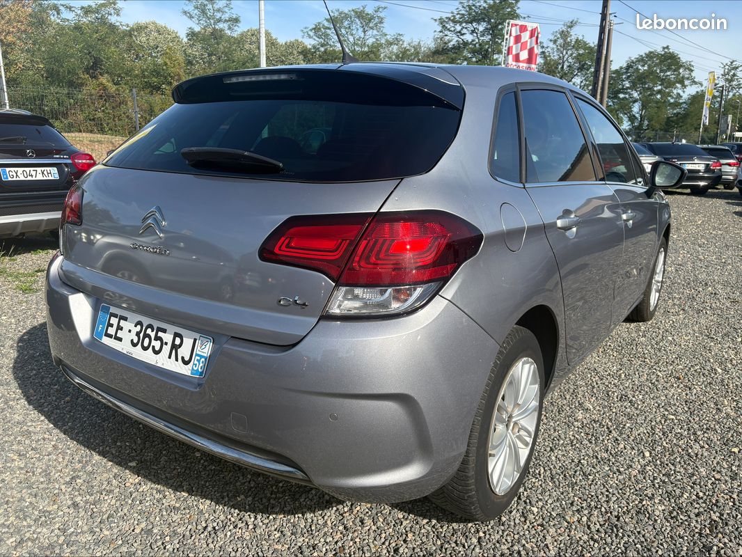 CITROËN C4 II 1.2 THP 110 cv (image 3)