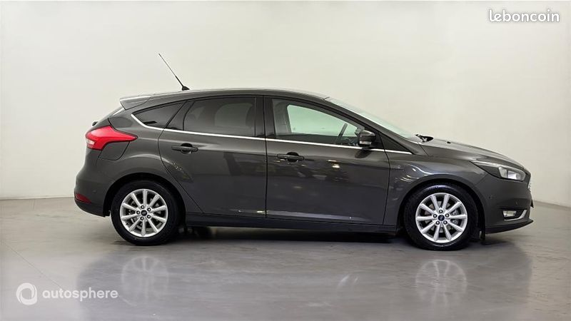 Ford Focus 1.5 TDCi 120ch Stop&Start Titanium PowerShift (image 4)
