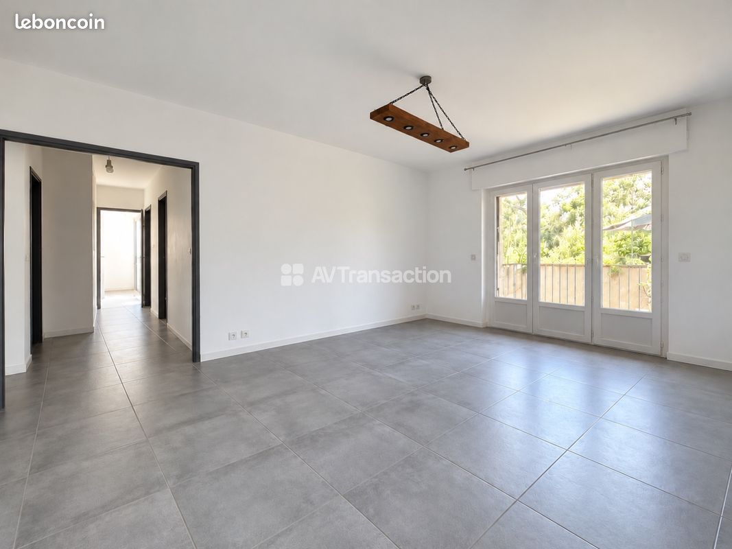 Appartement 4 pièces 92 m² · à Ajaccio · 92 m² · 327 500 €