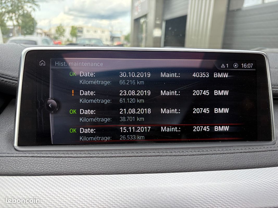 BMW X6 F16 xDrive30d 258 ch M Sport A avec TOIT OUVRANT / CAMERA / CARPLAY / SIEGES CHAUFFANTS (image 22)