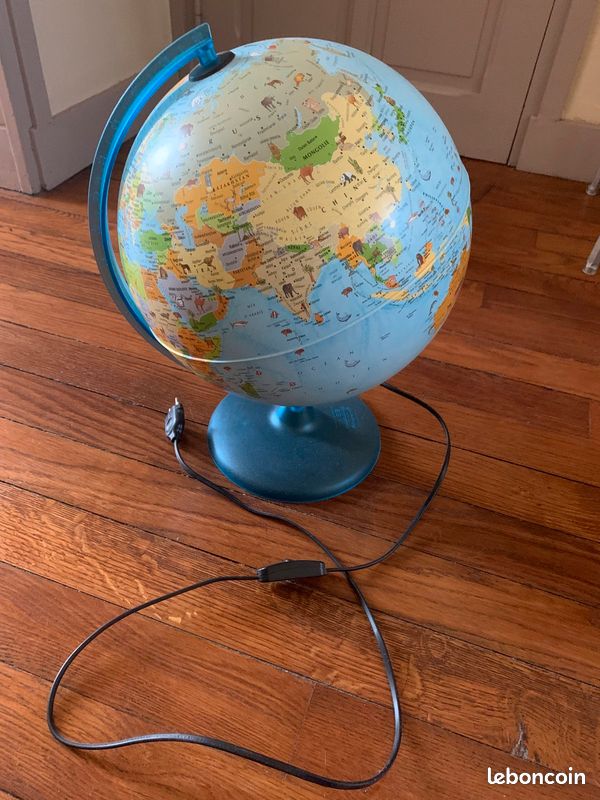 Globe lumineux (image 2)