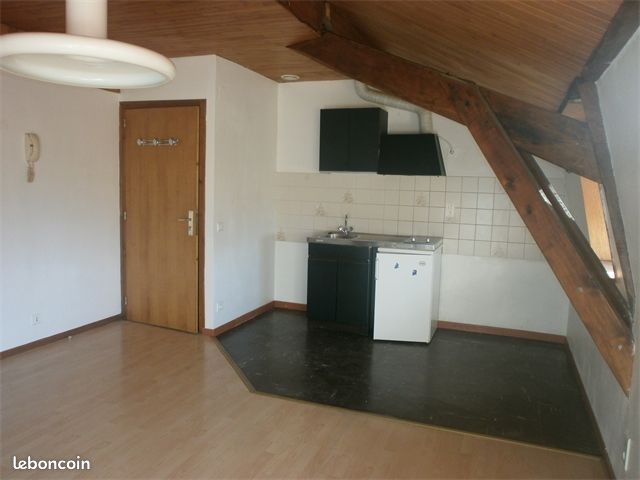 Appartement 2 pièces 38 m² · à Saint-Céré · 38 m² · 361 €/mois