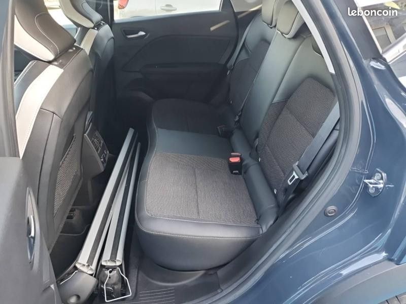 Renault Captur 1.3 TCe mild hybrid 140ch Techno (image 8)