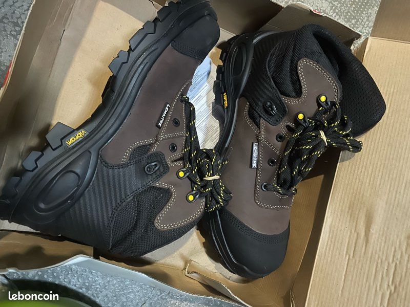 Chaussures sécurité 45 (image 1)