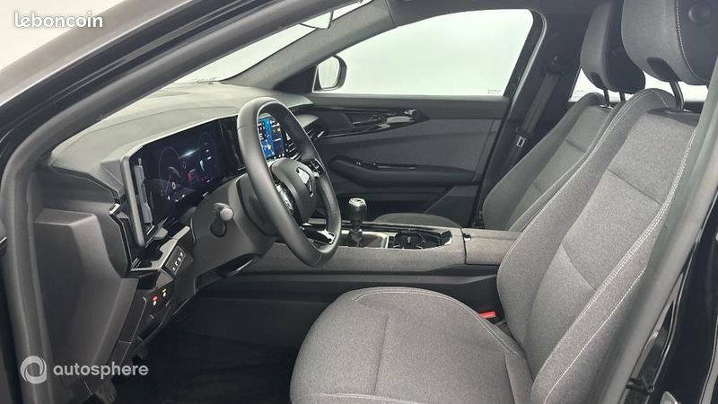 Renault Austral 1.2 TCe mild hybrid advanced 130ch Evolution - 23 (image 12)