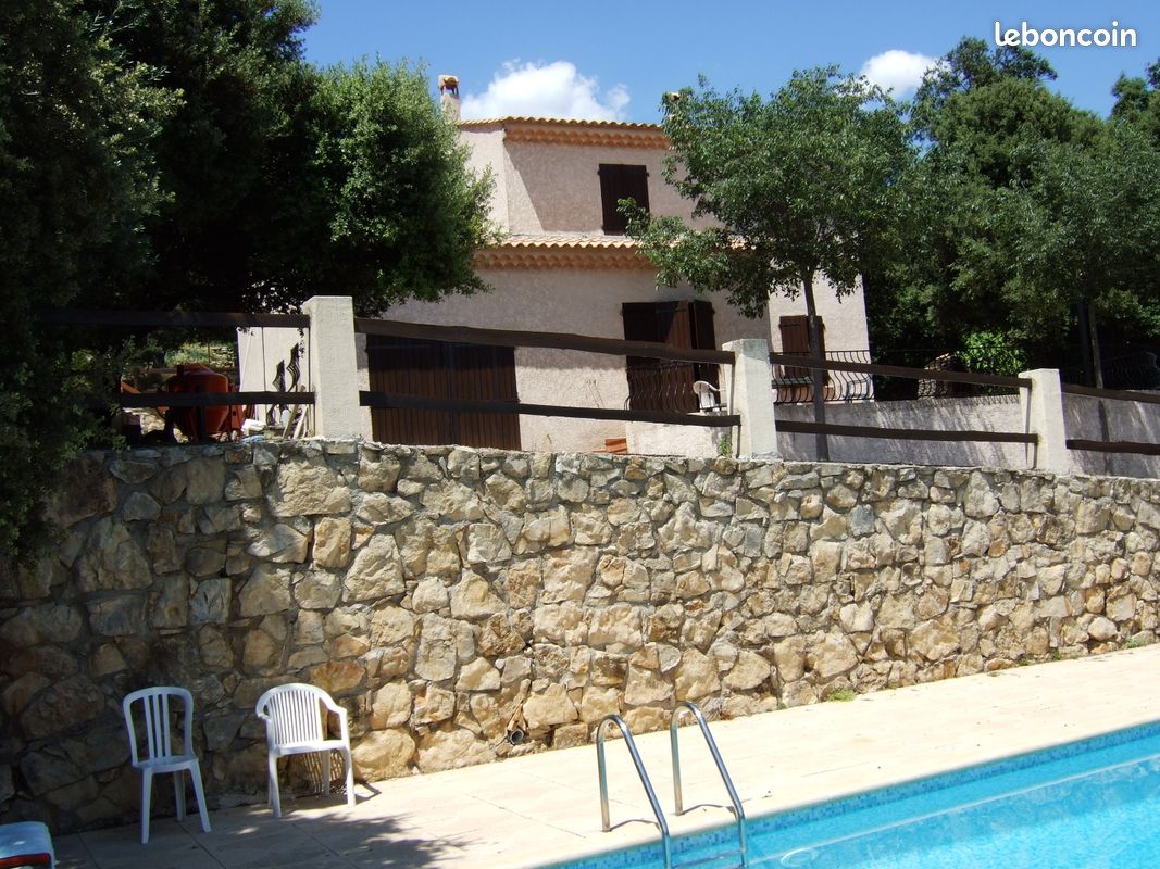 Maison 4 pièces 94 m² · à Sainte-Anastasie-sur-Issole · 94 m² · 339 000 €
