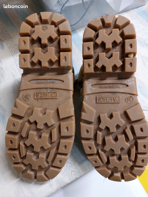 Pataugas marque aigle taille 39 Chaussures