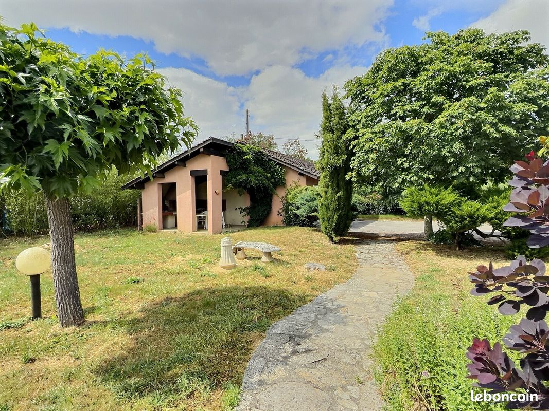 Propriété 5 pièces 175 m² (image 18)