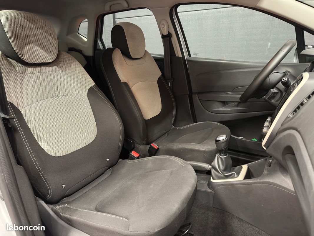 RENAULT CAPTUR 0.9 TCE 90CH ZEN - REGULATEUR/LIMITEUR - RADAR RECUL - BLUETOOTH - GPS - JA 16" - GARANTIE 6 MOIs (image 6)