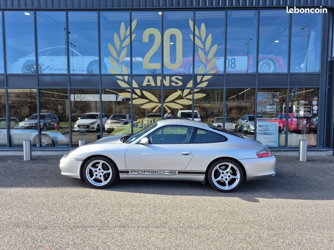 Porsche 911 type 996 carrera 2 (image 2)