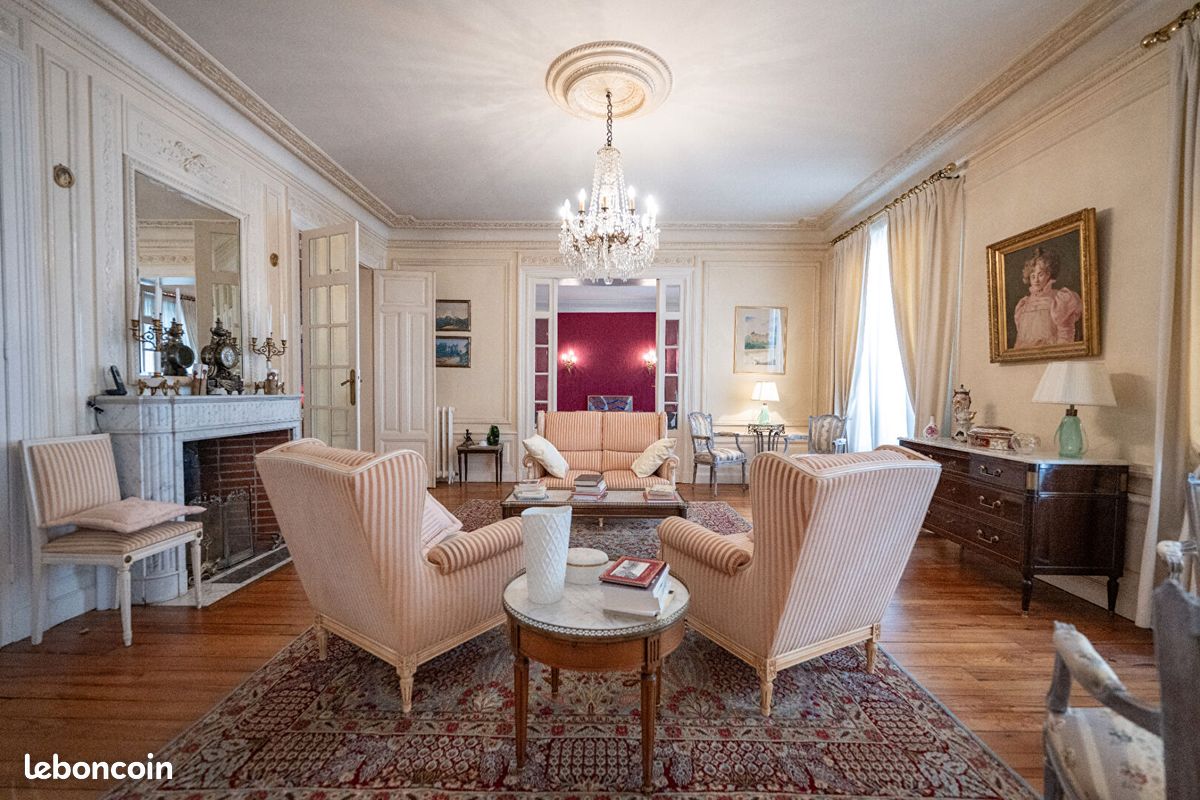 Appartement 7 pièces 278 m² · à Pau · 278 m² · 900 000 €