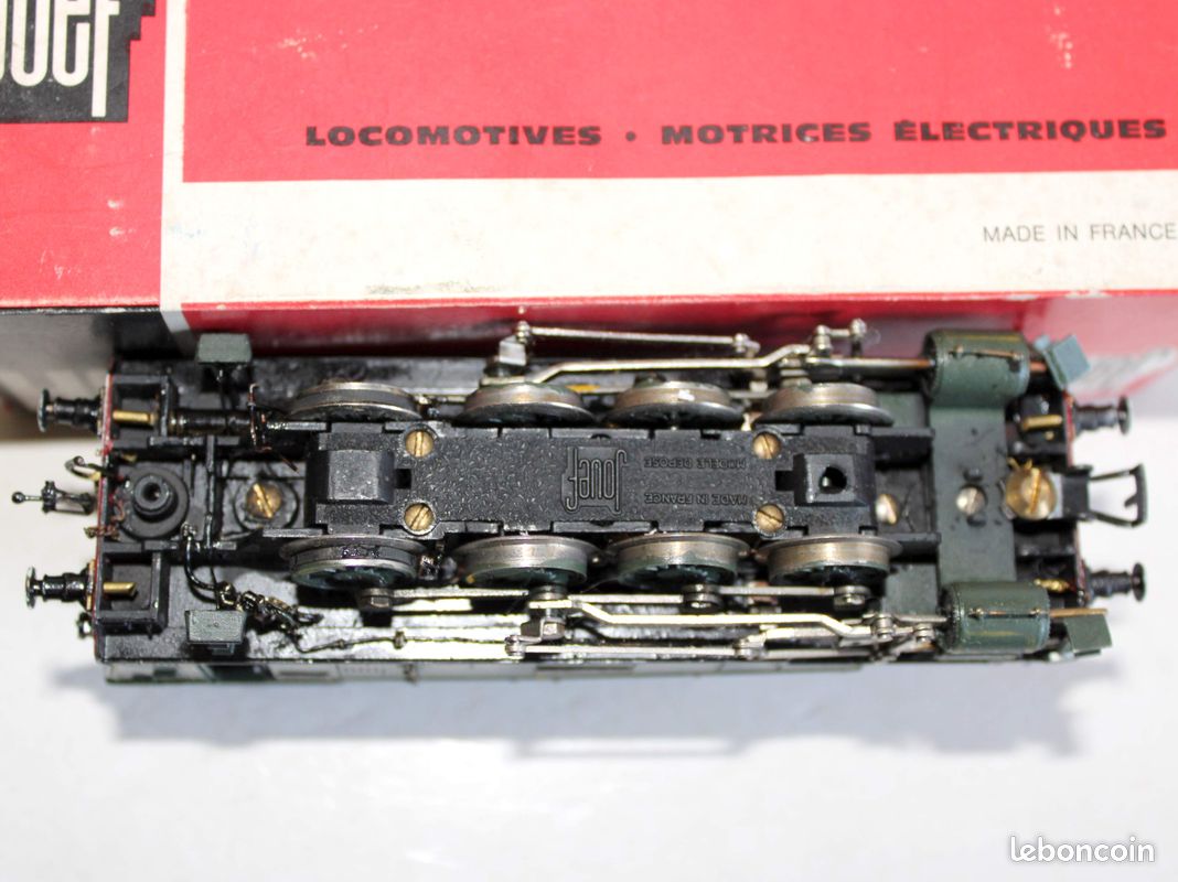 Locomotive à Vapeur Jouef 040 TA Dépôt Des Batignolles – Réf 8292 – Boîte D'origine