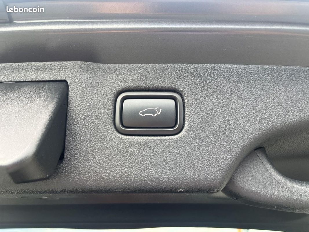 KIA SORENTO 2.2 crdi 200 isg premium 4x4 7 places (image 32)