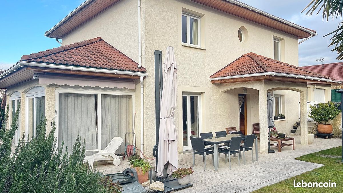 Maison 7 pièces 139 m² · à Valleiry · 138,9 m² · 750 000 €