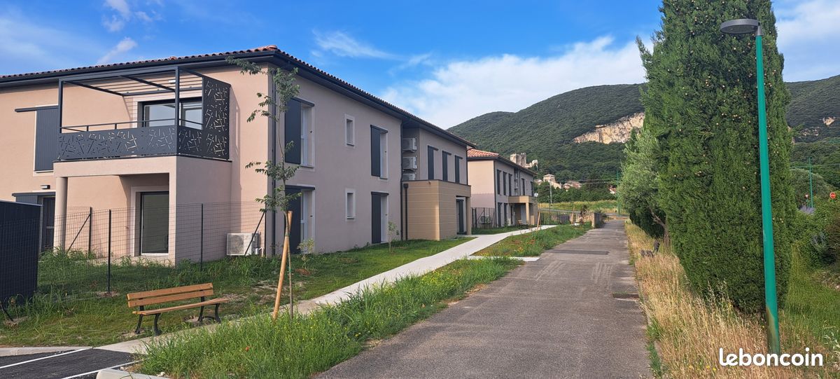 Appartement 2 pièces 51 m² · à Cruas · 51 m² · 700 €/mois