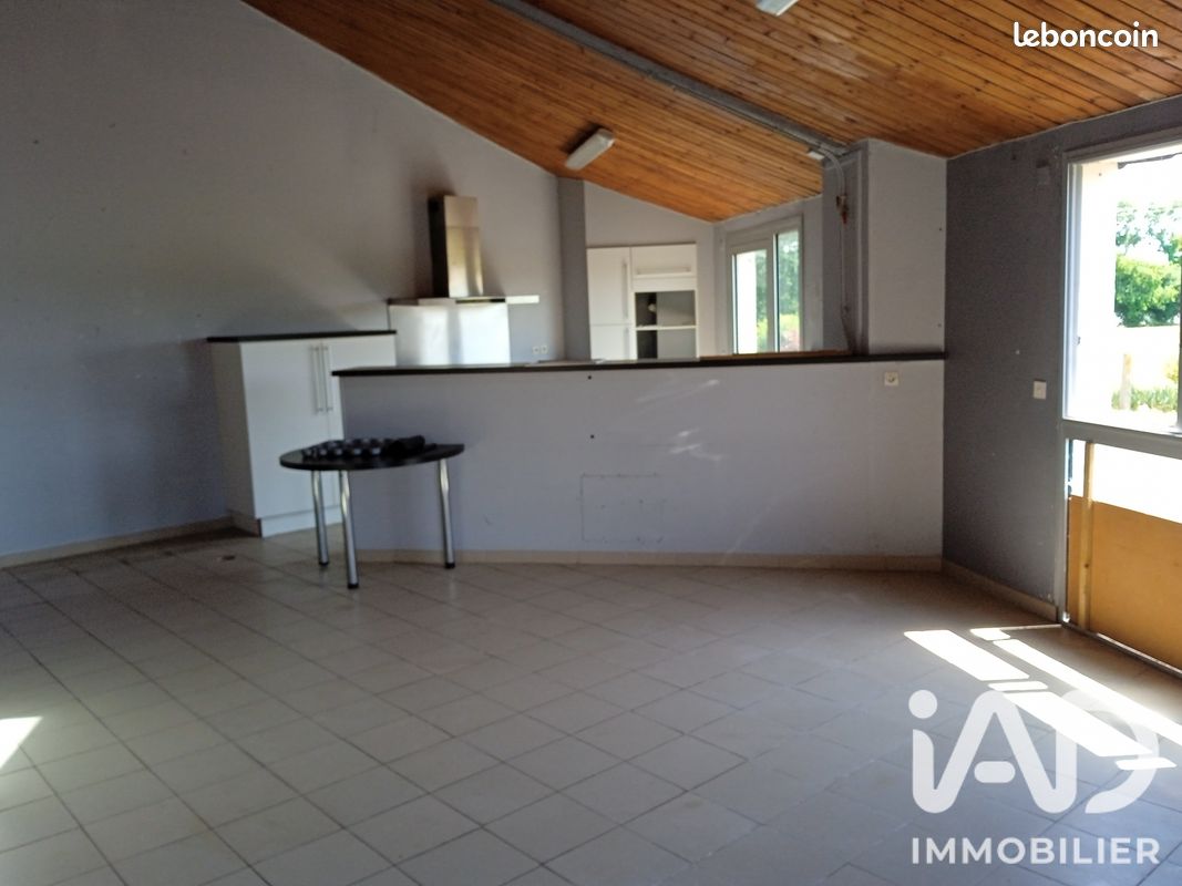 Maison 1 pièce 240 m² · à Minihy-Tréguier · 240 m² · 204 500 €