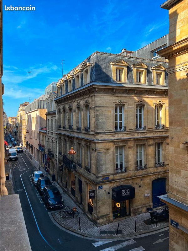 Appartement 1 pièce 19 m² · à Bordeaux · 19 m² · 890 €