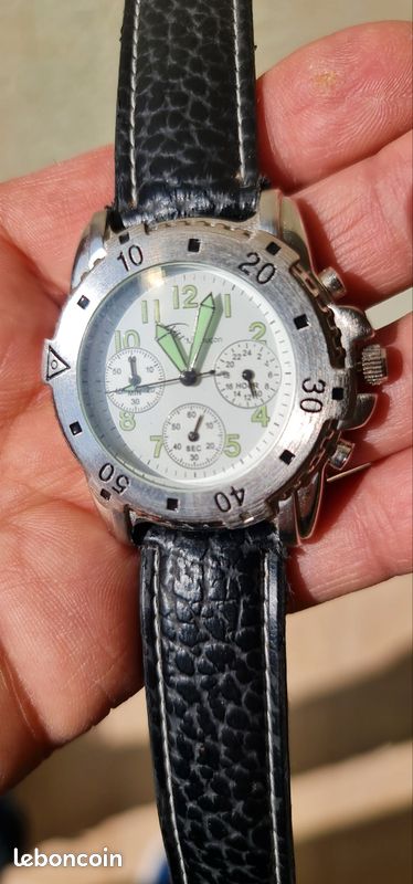 Bracelet montre quartz Montluçon chrono aiguilles fluo (image 3)