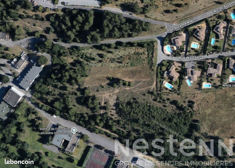 Terrain 710 m² · à Carcassonne · 710 m² · 40 000 €